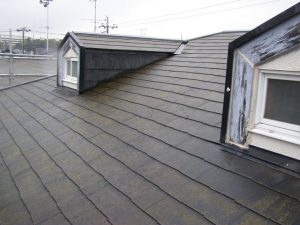 【市川市】屋根雨漏り修繕リフォーム工事　※屋根カバー工法リフォームBefore画像